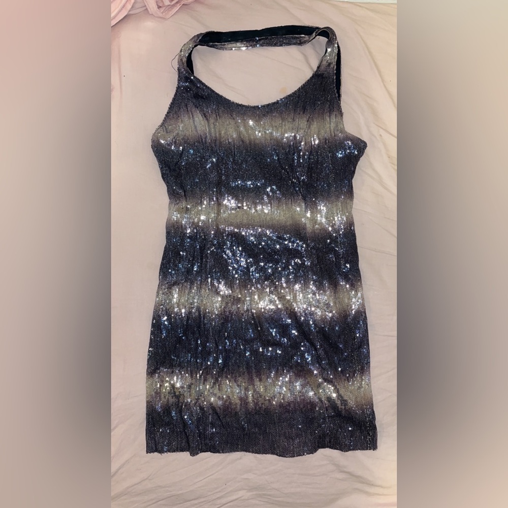 Open back shimmer vintage mini dress ✨